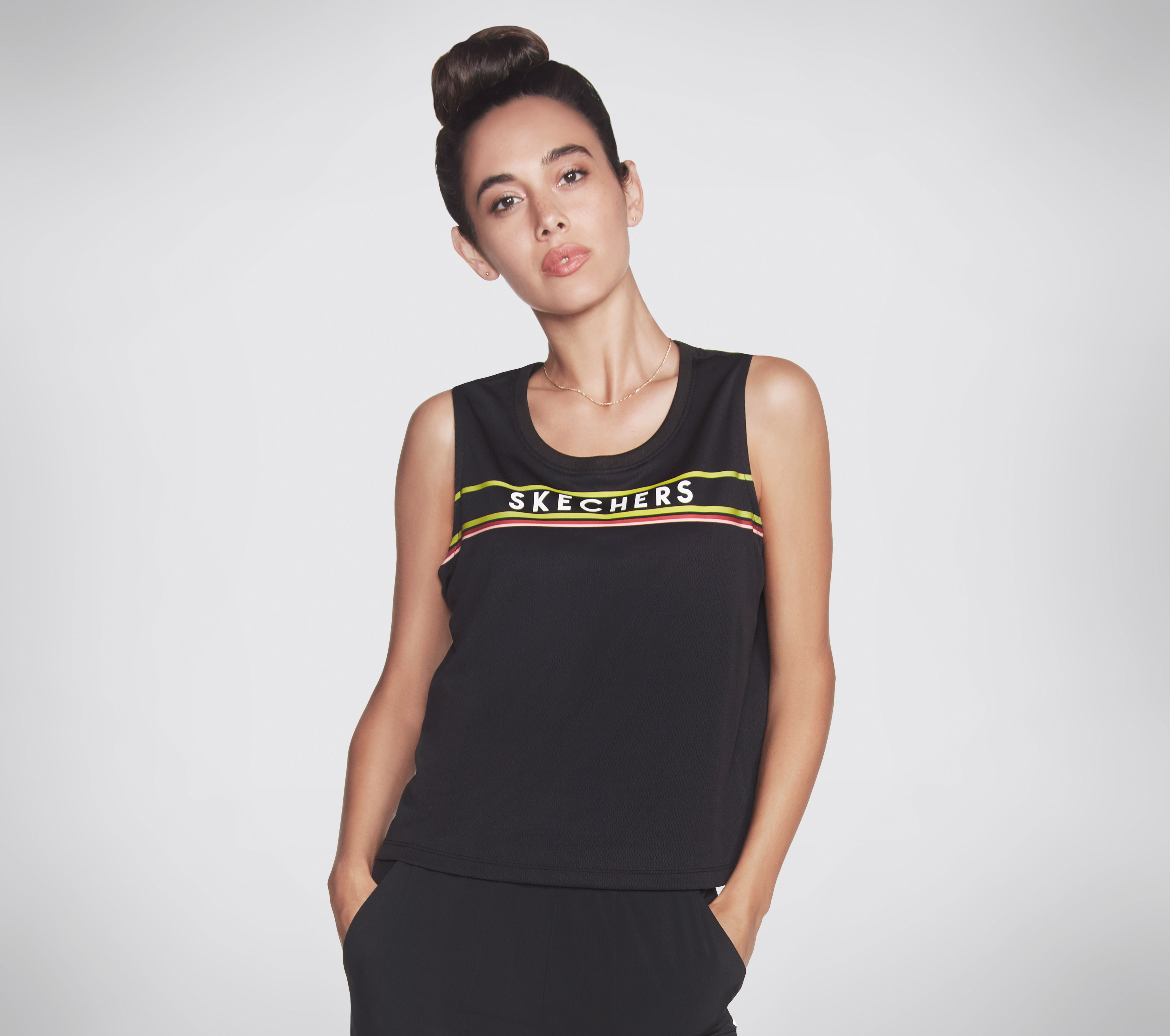 Skechers Apparel Festive Mesh Tank Top in Schwarz, Größe Medium