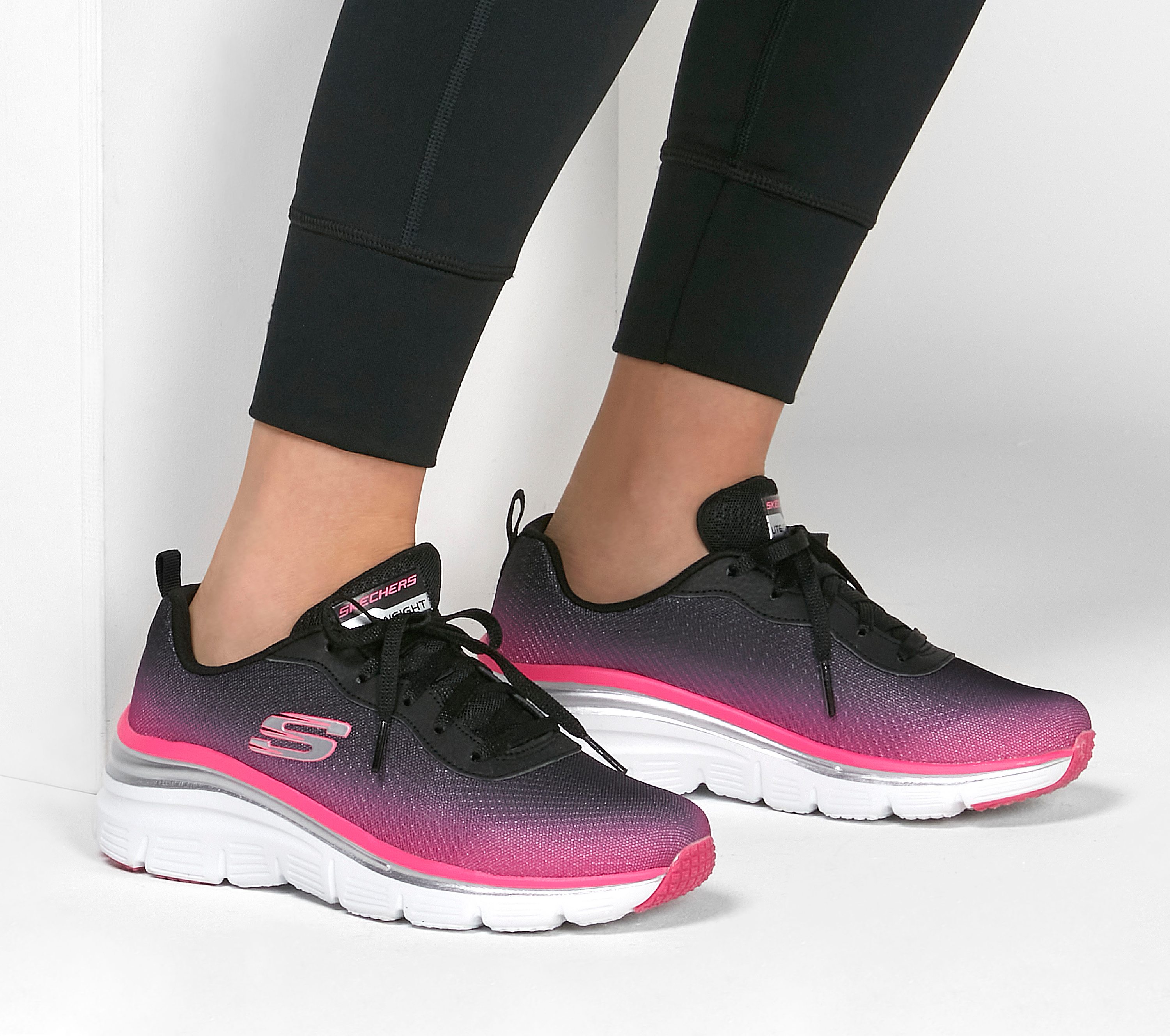 skechers fashion fit trainers