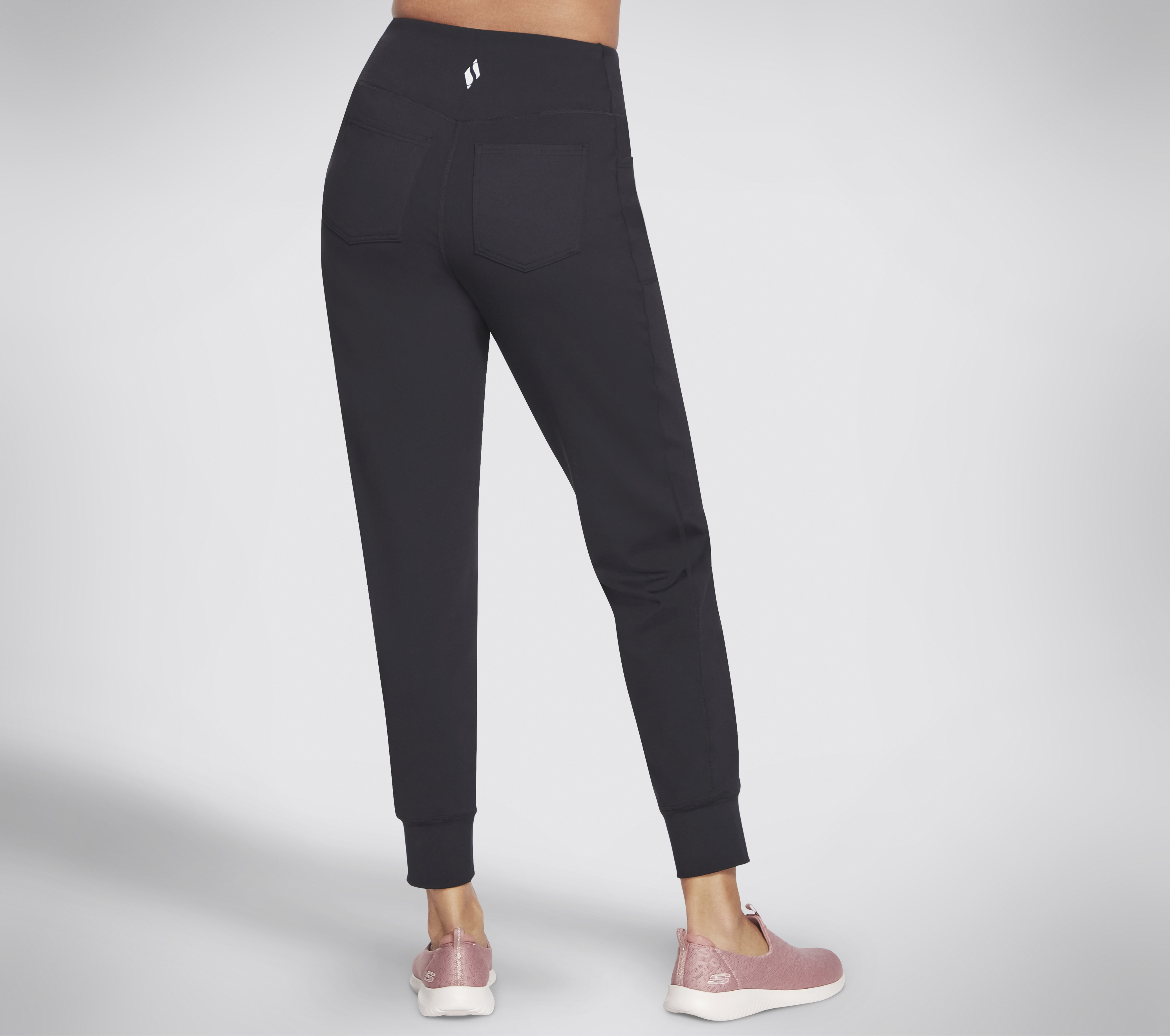 SKECHERS GOWALK EVOLUTION CROP JOGGER - W2CP28 - BLK – bCODE - Your Online  Fashion Retail Store